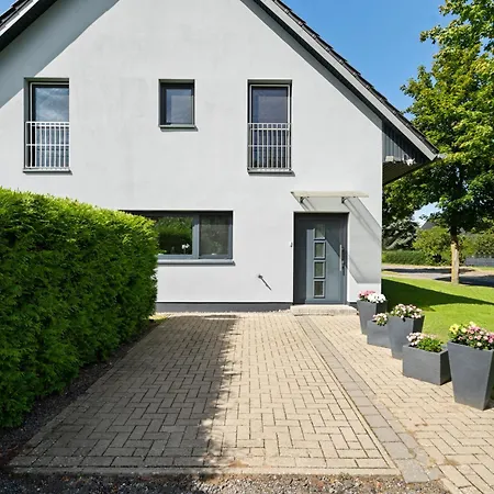 Vierseen - Mueritz, Fleesensee, Koelpinsee, Plauer * Walow